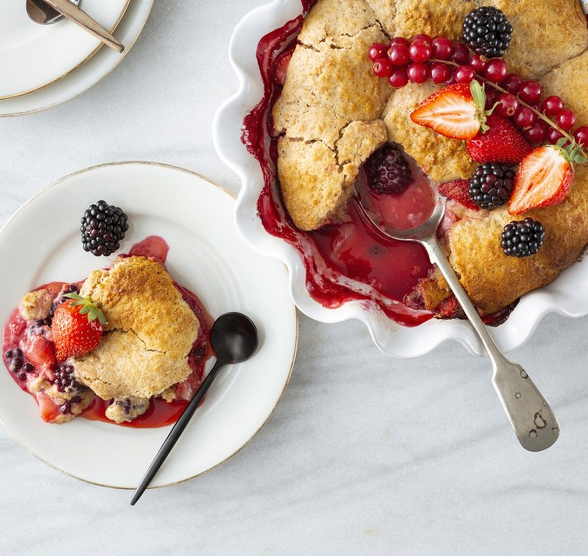 Heb jij bevroren fruit in de vriezer liggen? Dit kun je er allemaal mee
